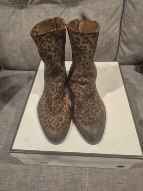 Steve Madden Leopard Print Ankle Booties - Brown/Tan